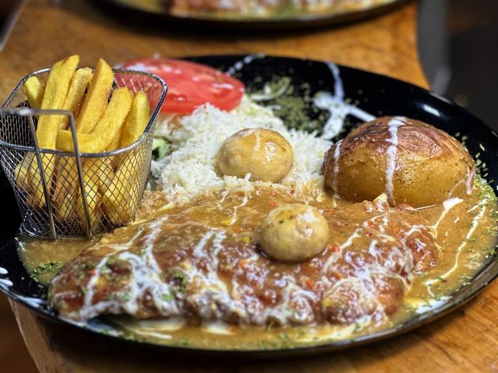 Natural cutlet with fries / Natur šnicla sa pomfritom