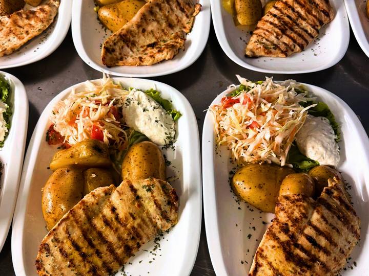 Grilled chicken / Piletina sa roštilja